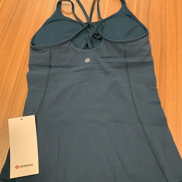 Lululemon free to be tank nulu 6 nwt - Picture 5 of 9